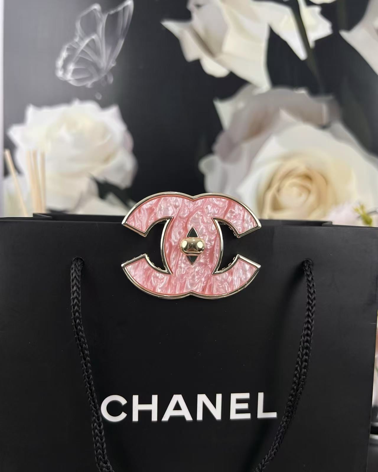 [Shinejoy]Pink Resin Classic Brooch 5cm