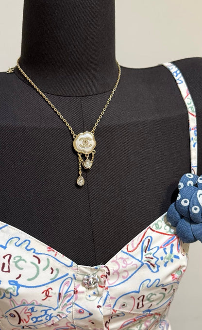 [Shinejoy]Cloud Pearl Mother-of-Pearl Diamond Chain Pendant Necklace