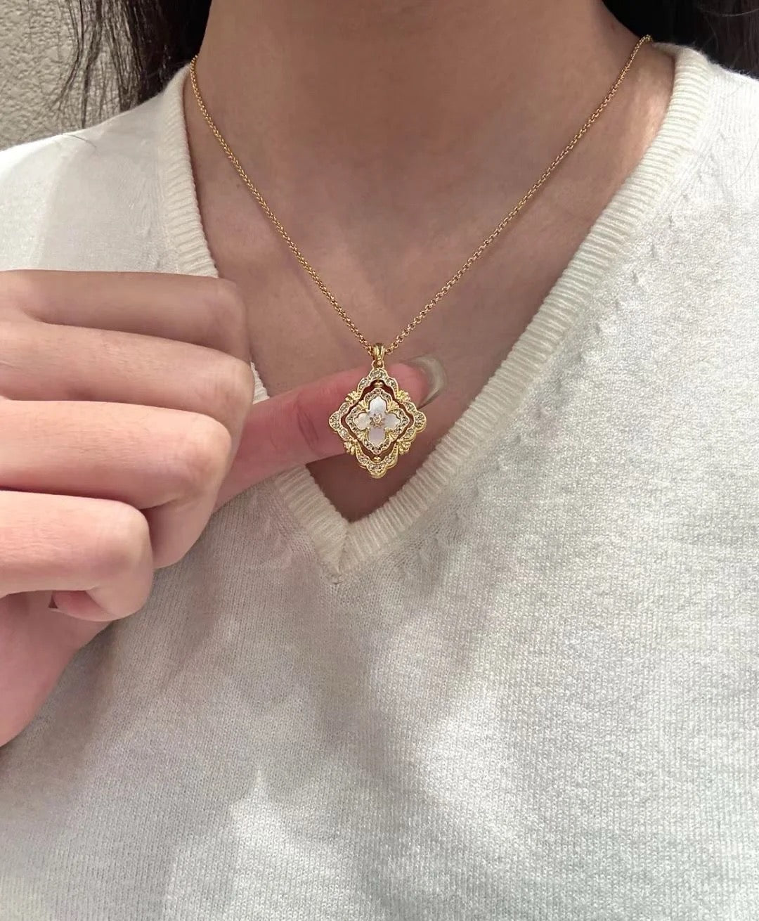 [Shinejoy] B.C.L ENAMEL ROTATING SINGLE-DIAMOND NECKLACE£¨Various colors£©