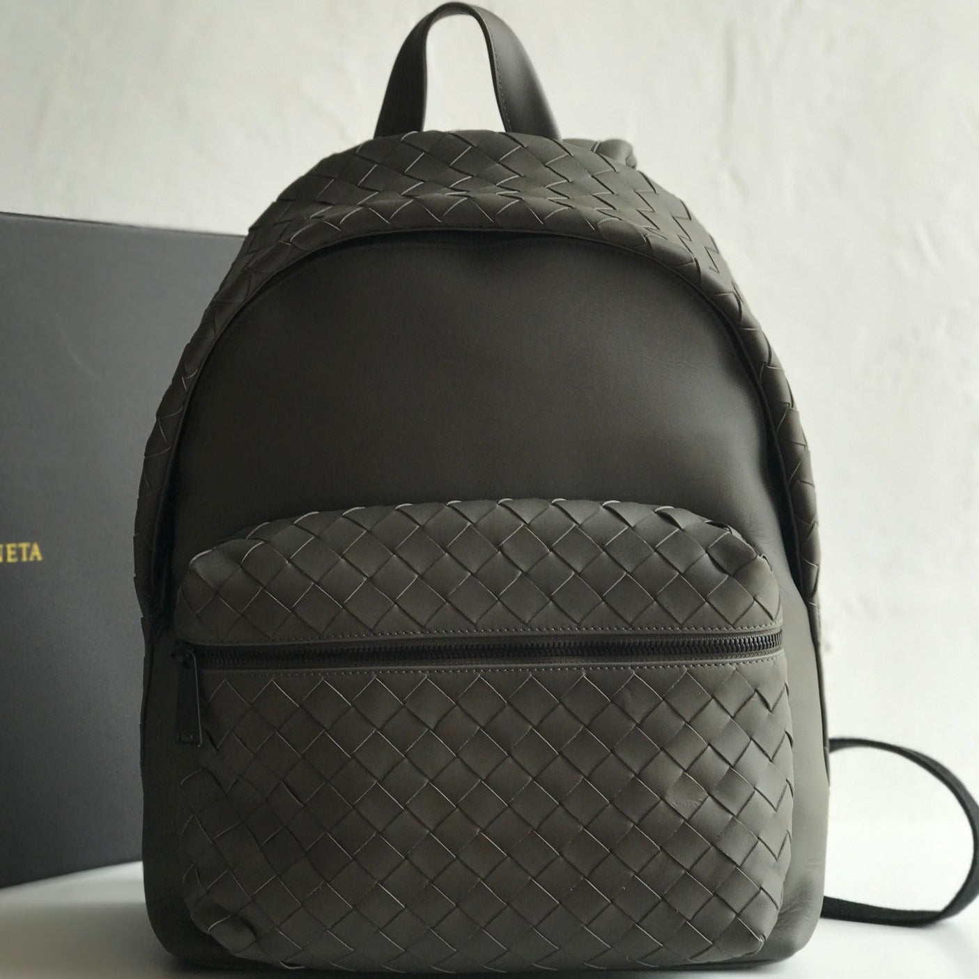 SAC À DOS SMALL INTRECCIATO 41 EN CUIR DE VEAU CHARCOAL BLACK