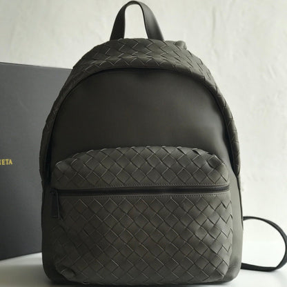 SAC À DOS SMALL INTRECCIATO 41 EN CUIR DE VEAU CHARCOAL BLACK