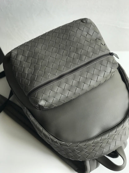 SAC À DOS SMALL INTRECCIATO 41 EN CUIR DE VEAU CHARCOAL BLACK