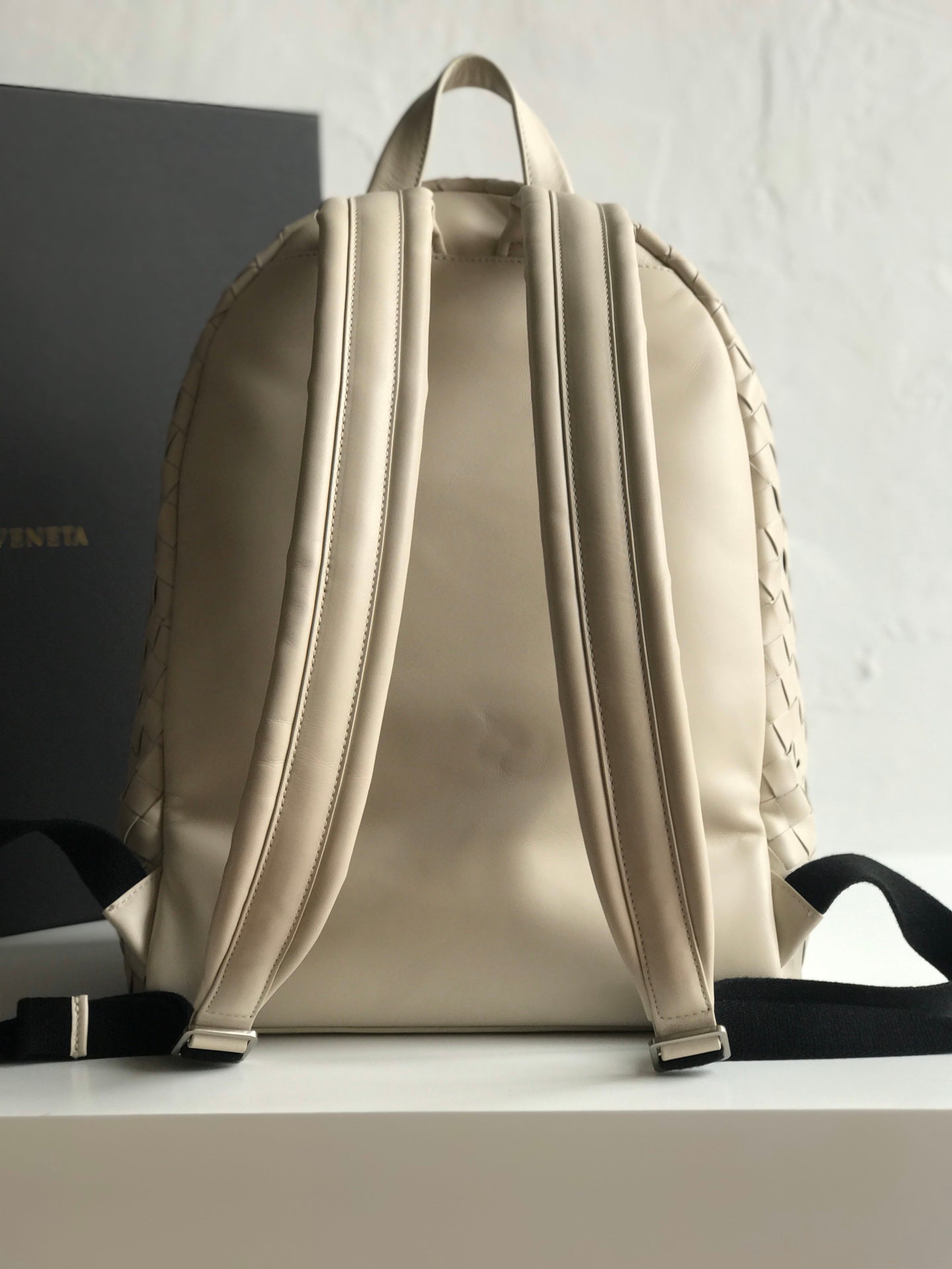 SAC À DOS SMALL INTRECCIATO 41 EN CUIR DE VEAU BEIGE