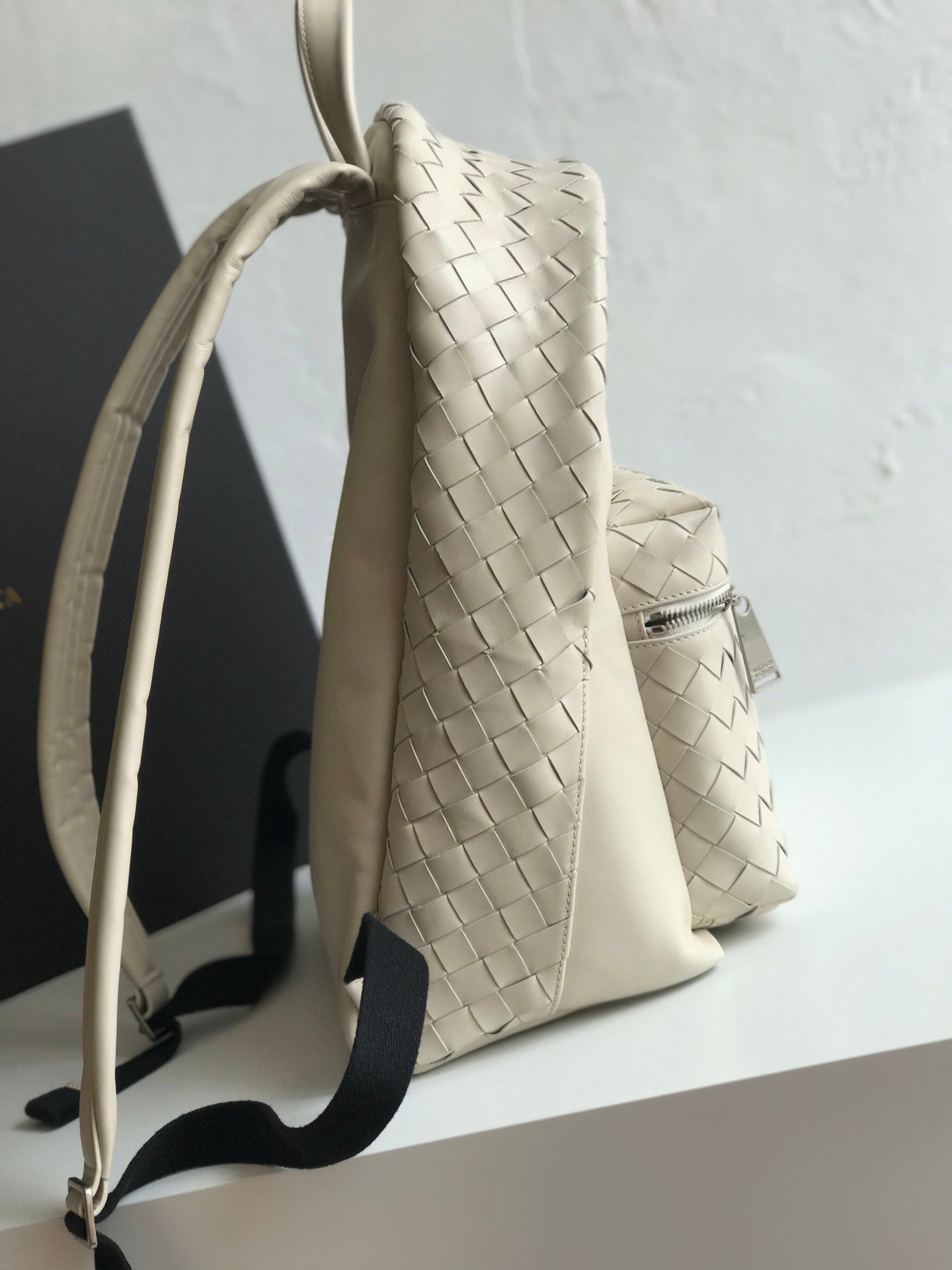 SAC À DOS SMALL INTRECCIATO 41 EN CUIR DE VEAU BEIGE