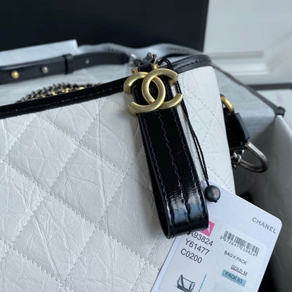 SAC HOBO CC GABRIELLE MEDIUM 28 EN PEAU DE VEAU NOIRE MÉLANGE BLANC