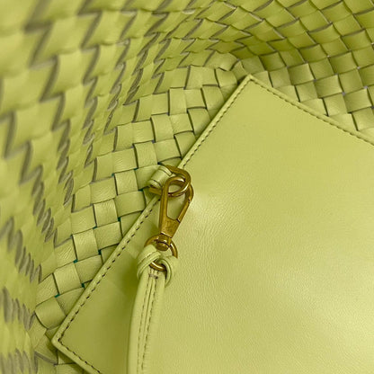 GRAND CABAS 51 EN AGNEAU JAUNE PASTEL