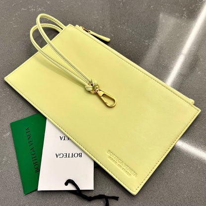 GRAND CABAS 51 EN AGNEAU JAUNE PASTEL