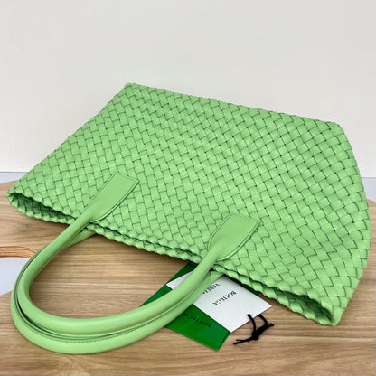 PETIT CABAT 32 EN AGNEAU VERT CLAIR