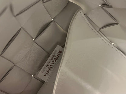 MEDIUM 28 CASSETTE AGNEAU BLANC