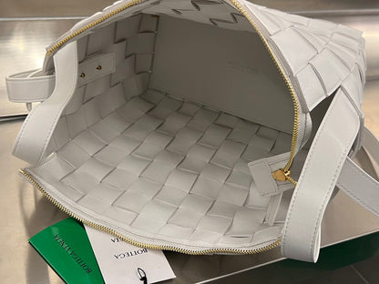 MEDIUM 28 CASSETTE AGNEAU BLANC