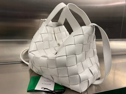 MEDIUM 28 CASSETTE AGNEAU BLANC