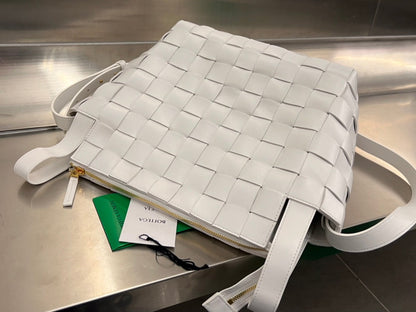 MEDIUM 28 CASSETTE AGNEAU BLANC