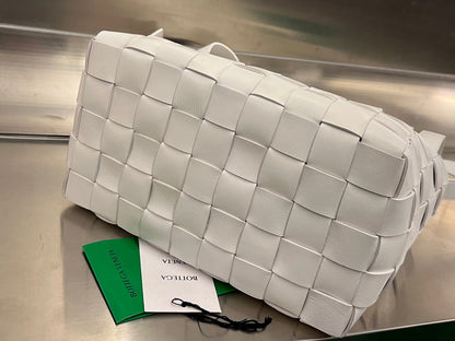 MEDIUM 28 CASSETTE AGNEAU BLANC