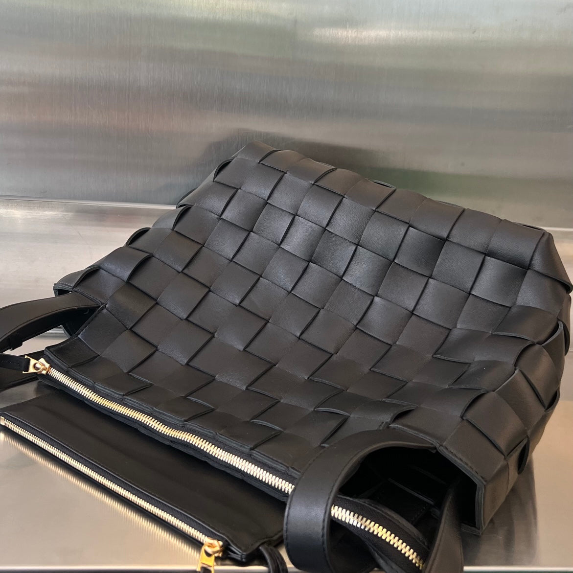 SAC CASSETTE MEDIUM 28 EN AGNEAU NOIR