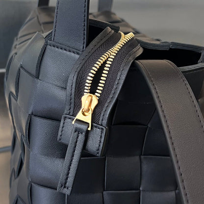 SAC CASSETTE MEDIUM 28 EN AGNEAU NOIR