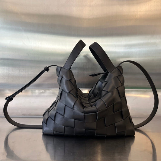 SAC CASSETTE MEDIUM 28 EN AGNEAU NOIR