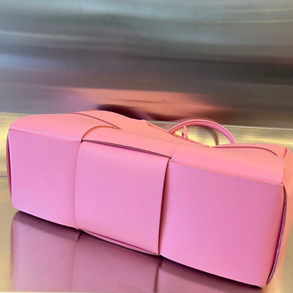 SAC CABAS ARCO 36 EN CUIR DE VEAU ROSE ÉCLATANT