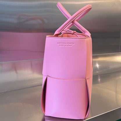 SAC CABAS ARCO 36 EN CUIR DE VEAU ROSE ÉCLATANT