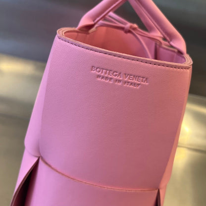 SAC CABAS ARCO 36 EN CUIR DE VEAU ROSE ÉCLATANT