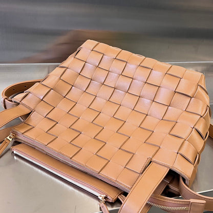 MOYEN 28 CASSETTE CUIR D'AGNEAU BRUN CACAHUÈTE
