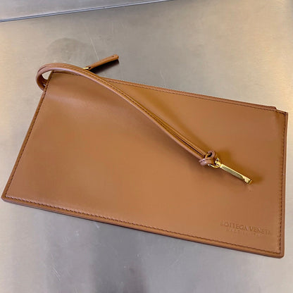 MOYEN 28 CASSETTE CUIR D'AGNEAU BRUN CACAHUÈTE