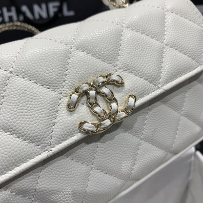 Sac à rabat 23P 19cm caviar blanc quincaillerie dorée