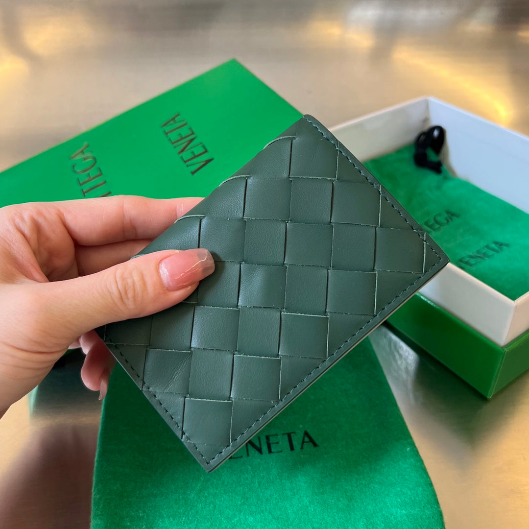 ÉTUI À CARTES EN CUIR DE VEAU INTRECCIATO BUSINESS 11 VERT ÉMERAUDE