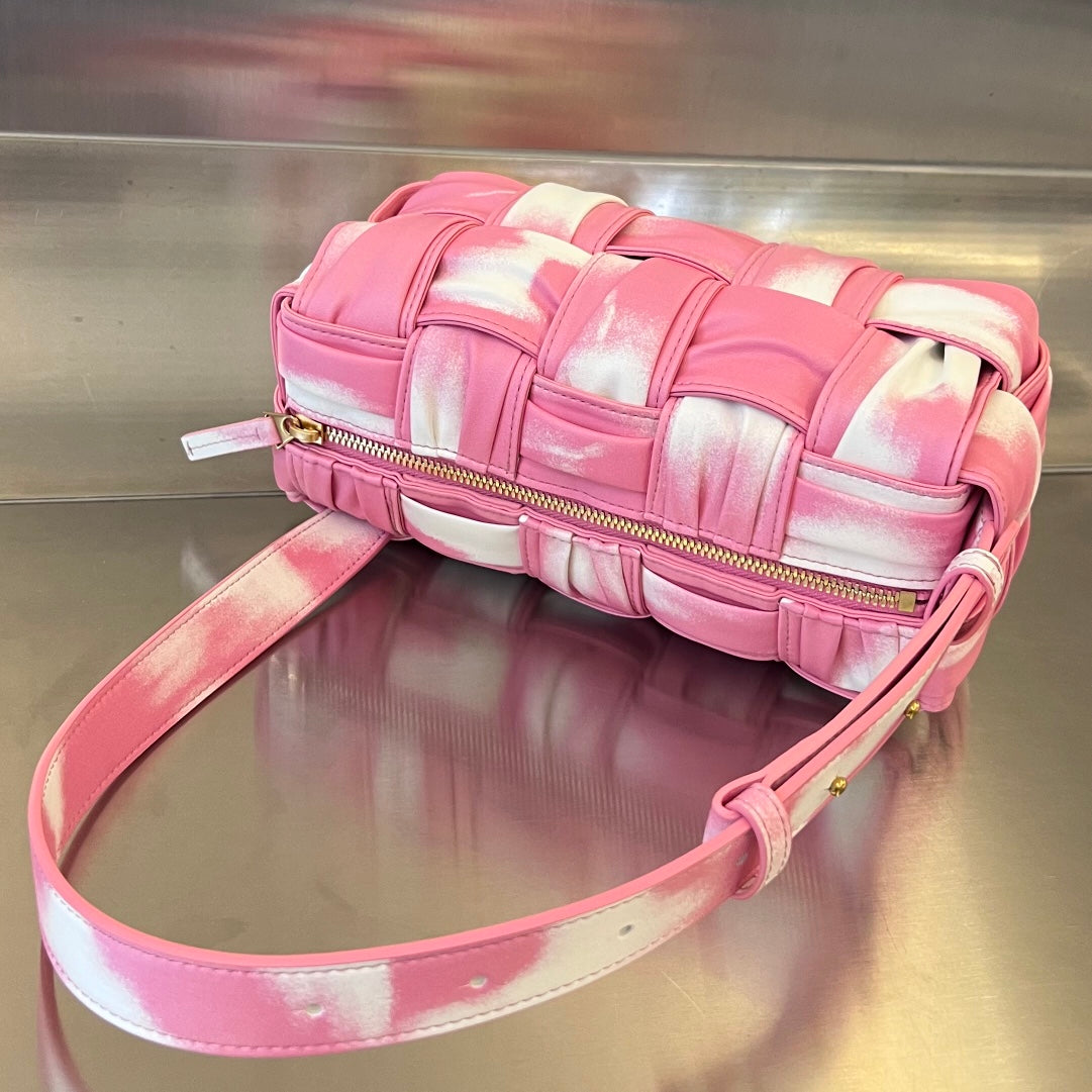 PETIT SAC CASSETTE EN BRICK 23 EN AGNEAU SOUPLE ROSE MÉLANGE BLANC