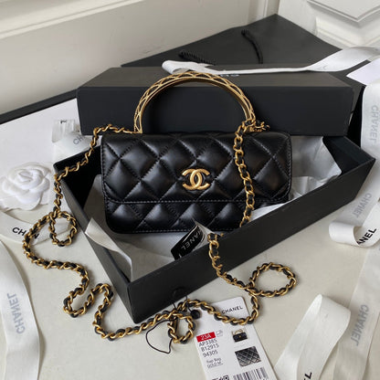 SAC CC MINI 17 EN CUIR DE VEAU NOIR, ACCESSOIRES DORÉS