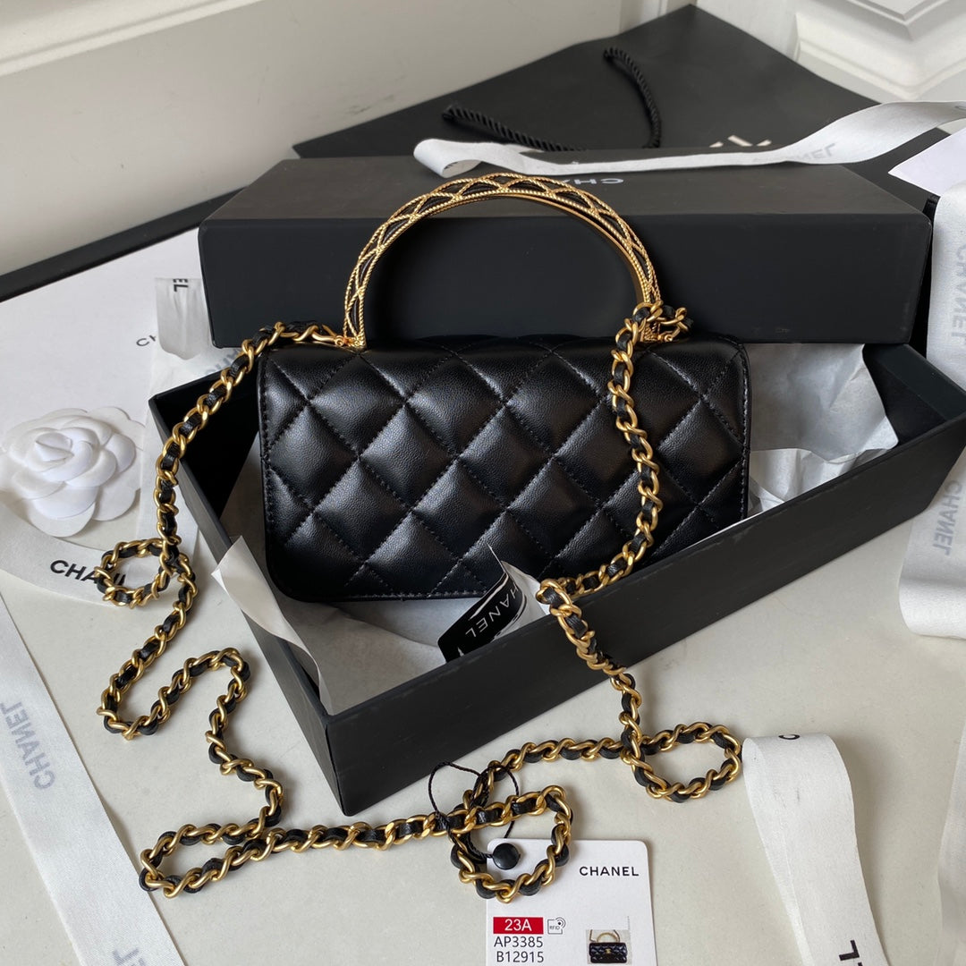 SAC CC MINI 17 EN CUIR DE VEAU NOIR, ACCESSOIRES DORÉS