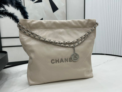 SAC À MAIN CC MEDIUM 37 EN PEAU DE VEAU CRÈME BEIGE ACCASTILLAGE ARGENTÉ
