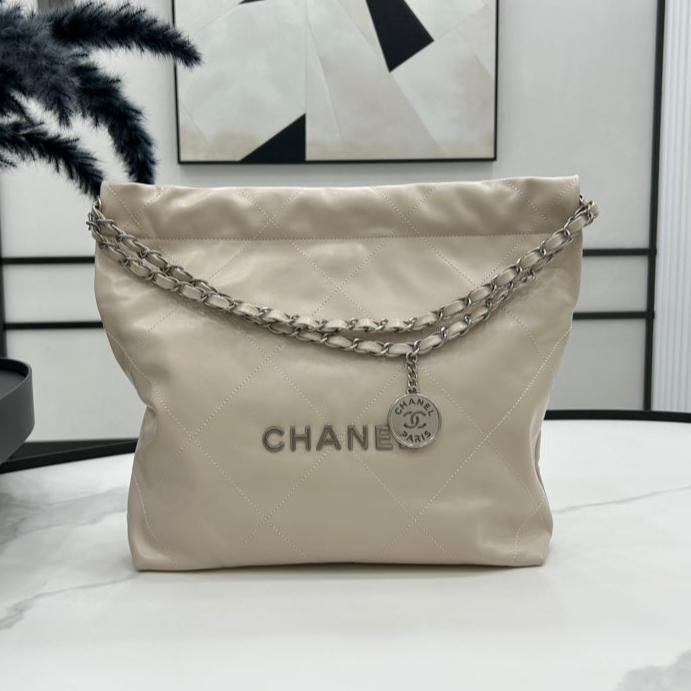 SAC À MAIN CC MEDIUM 37 EN PEAU DE VEAU CRÈME BEIGE ACCASTILLAGE ARGENTÉ