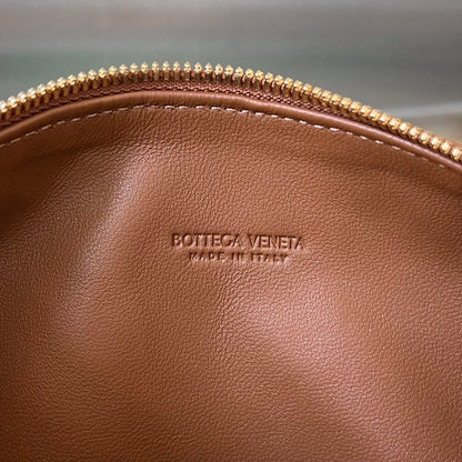 SAC WALLACE 22 EN CUIR DE VEAU MARRON ROUX