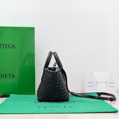 Mini Cabat 20cm Agneau Noir GHW