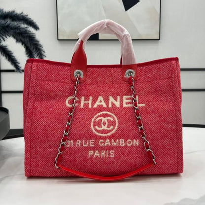 GRAND CABAS CC DEAUVILLE 38 EN TOILE ROUGE CERISE AVEC LOGO BLANC