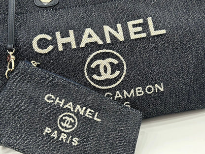 Cabas CC DEAUVILLE GRAND MODÈLE 38 EN TOILE NOIRE AVEC LOGO BLANC BRODÉ