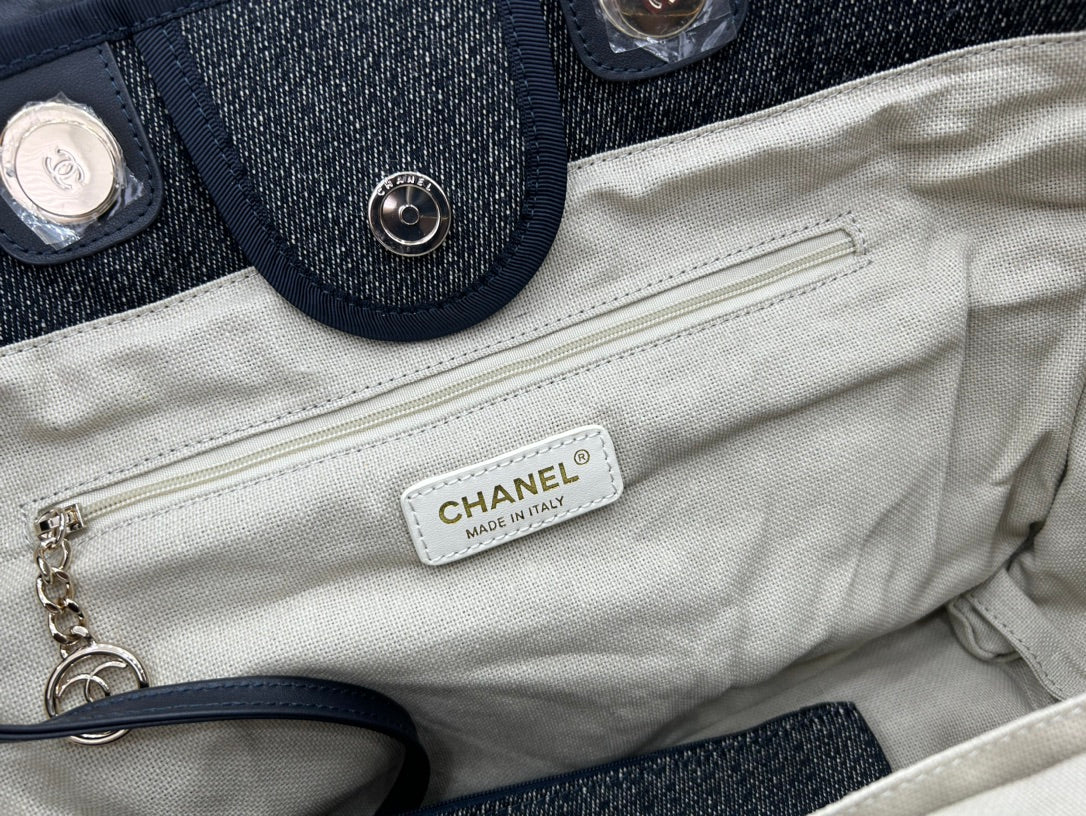 Cabas CC DEAUVILLE GRAND MODÈLE 38 EN TOILE NOIRE AVEC LOGO BLANC BRODÉ