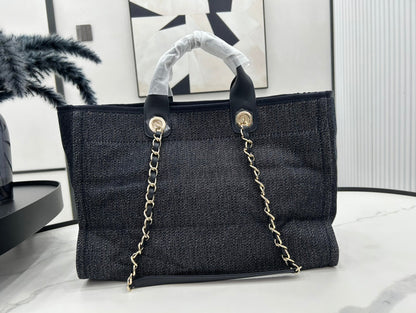 Cabas CC DEAUVILLE GRAND MODÈLE 38 EN TOILE NOIRE AVEC LOGO BLANC BRODÉ