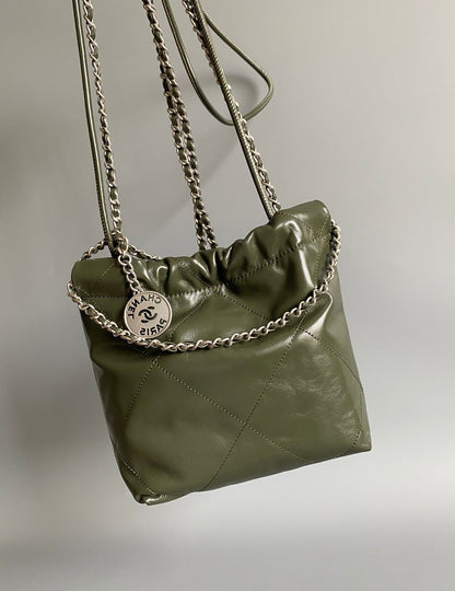 CC HOBO MINI 20CM CUIR D'AGNEAU OLIVE