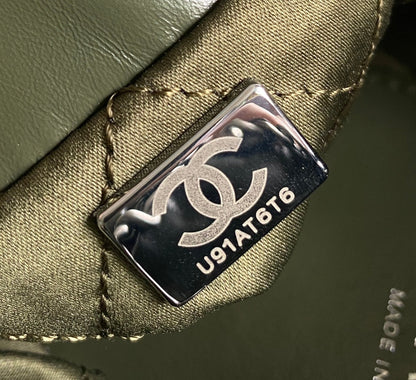 CC HOBO MINI 20CM CUIR D'AGNEAU OLIVE