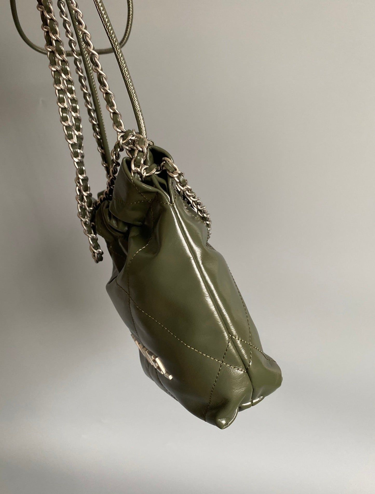 CC HOBO MINI 20CM CUIR D'AGNEAU OLIVE