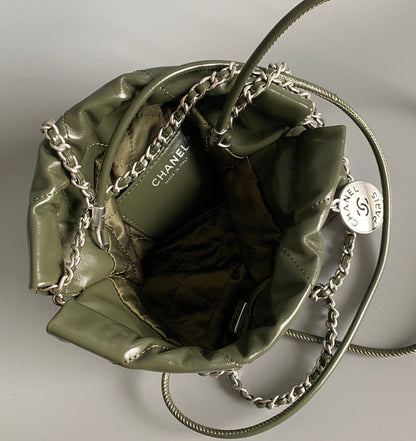 CC HOBO MINI 20CM CUIR D'AGNEAU OLIVE