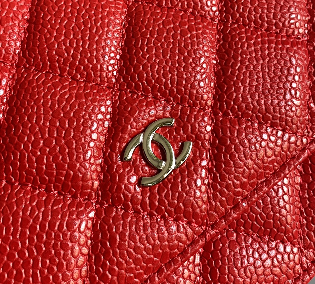 CC WOC 19 CAVIAR ROUGE MÉTAL ARGENTÉ