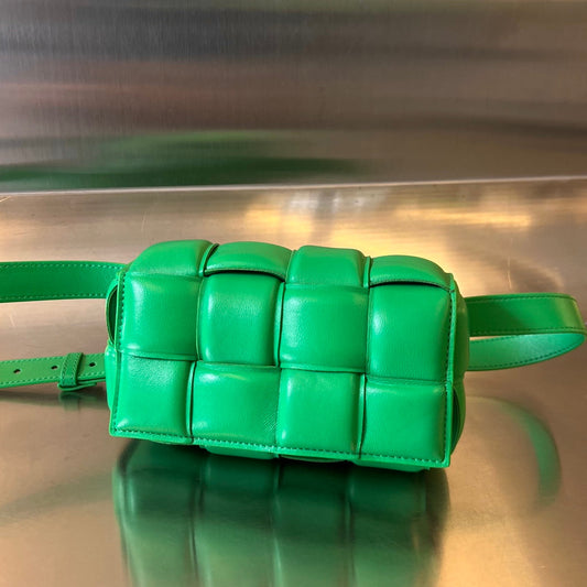 MINI CASSETTE 18 EN AGNEAU VERT CLAIR
