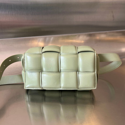 MINI CASSETTE 18 EN CUIR D'AGNEAU CRÈME BLANC