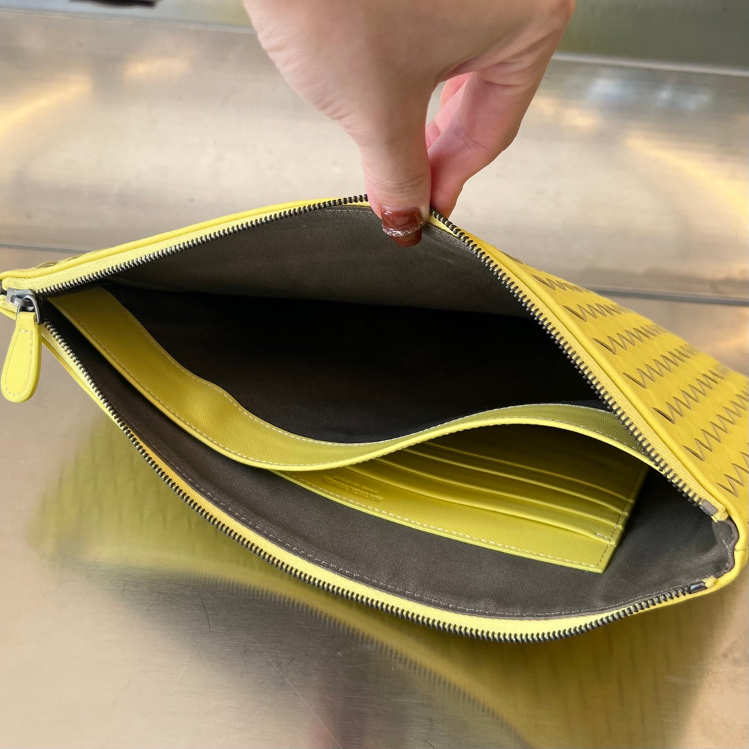 INTRECCIATO 30 EN AGNEAU JAUNE CLAIR