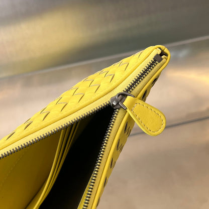 INTRECCIATO 30 EN AGNEAU JAUNE CLAIR