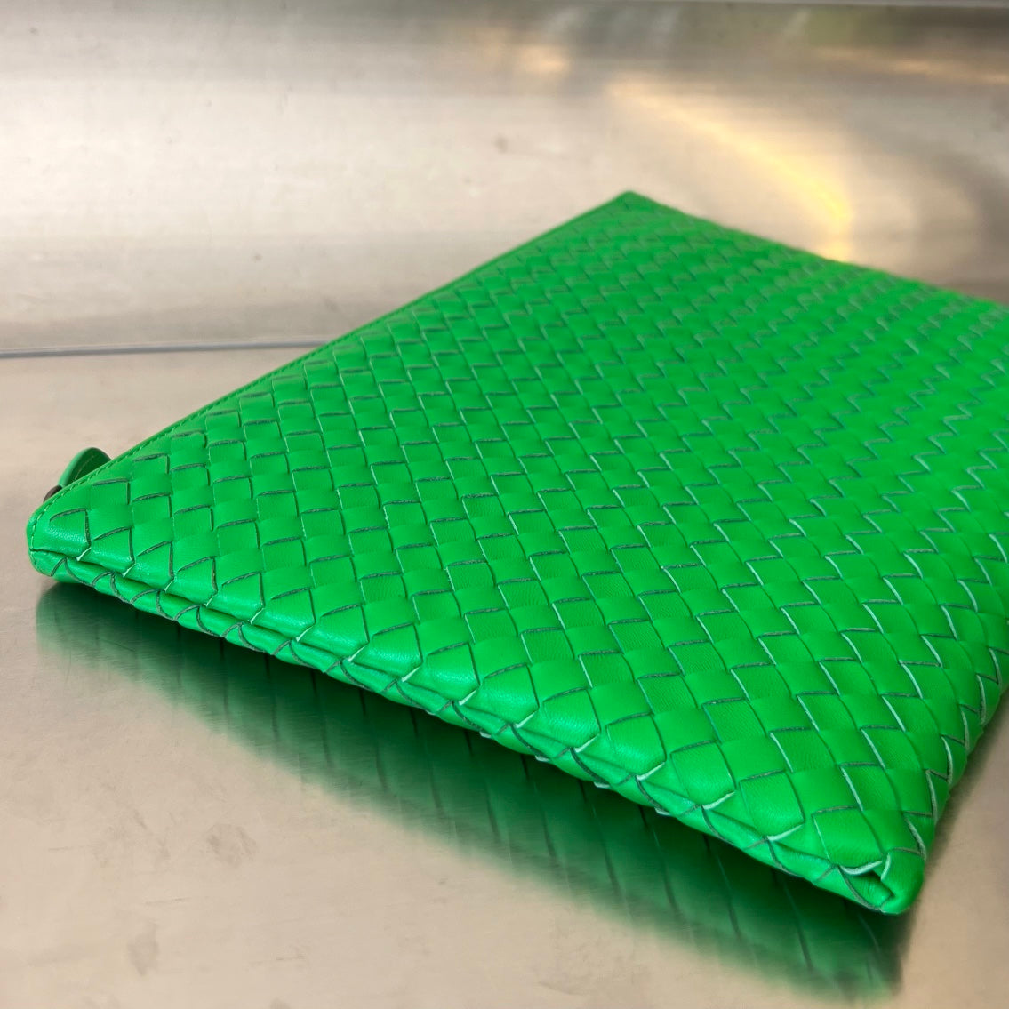 INTRECCIATO 30 EN CUIR D'AGNEAU VERT ÉMERAUDE