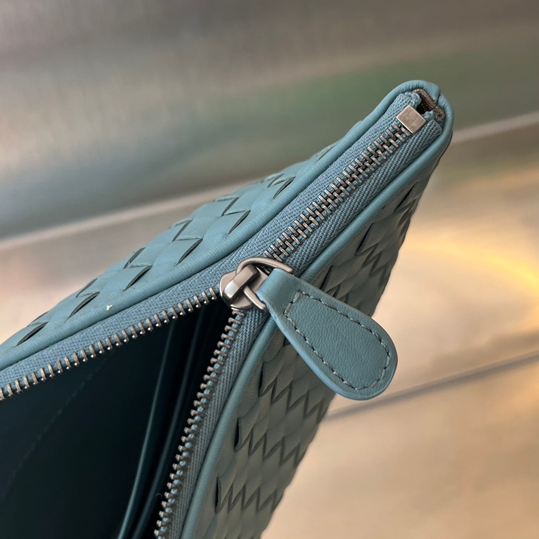 INTRECCIATO 30 EN CUIR D'AGNEAU BLEU CIEL