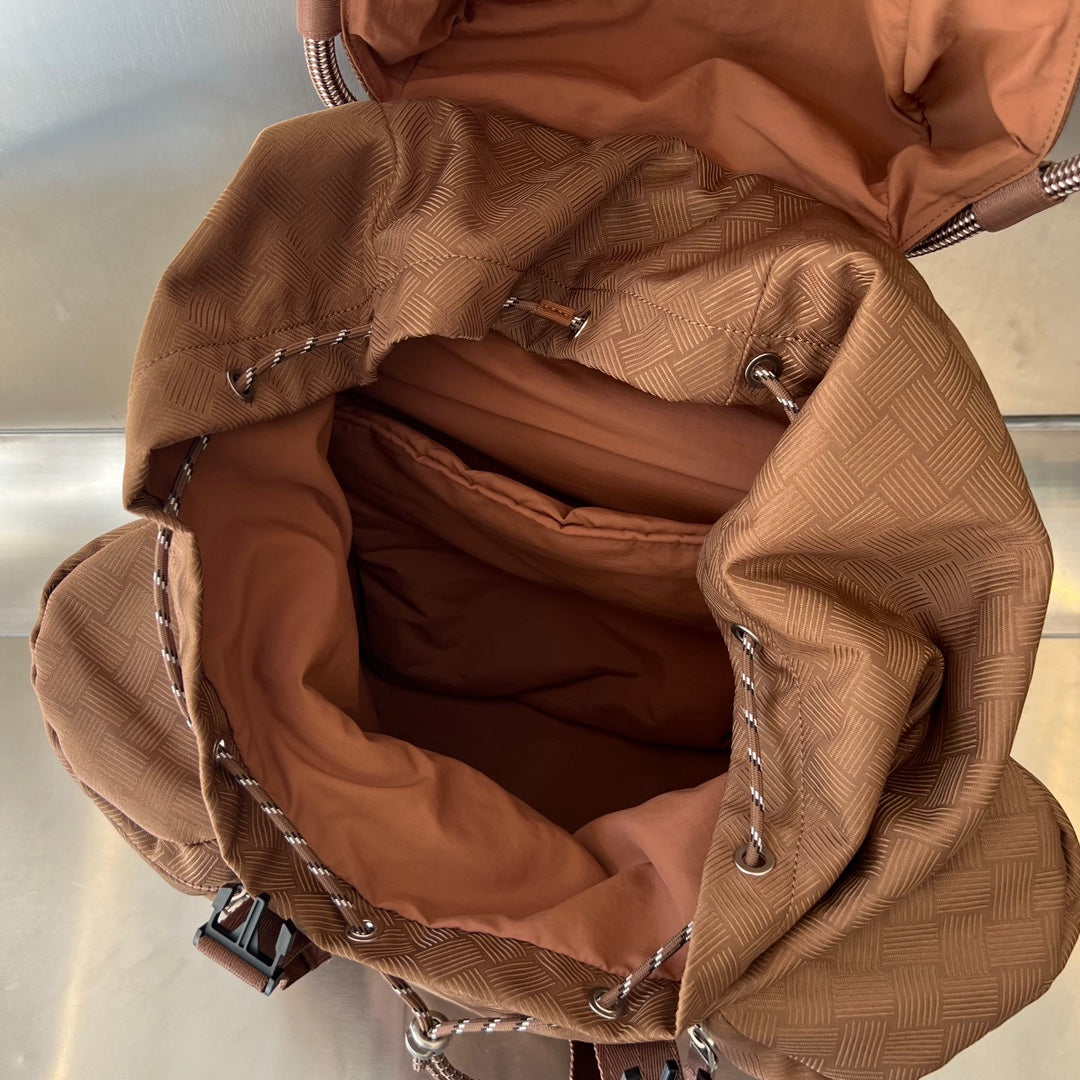 SAC À DOS ALTO 42 EN TISSU JACQUARD BRUN ROUX